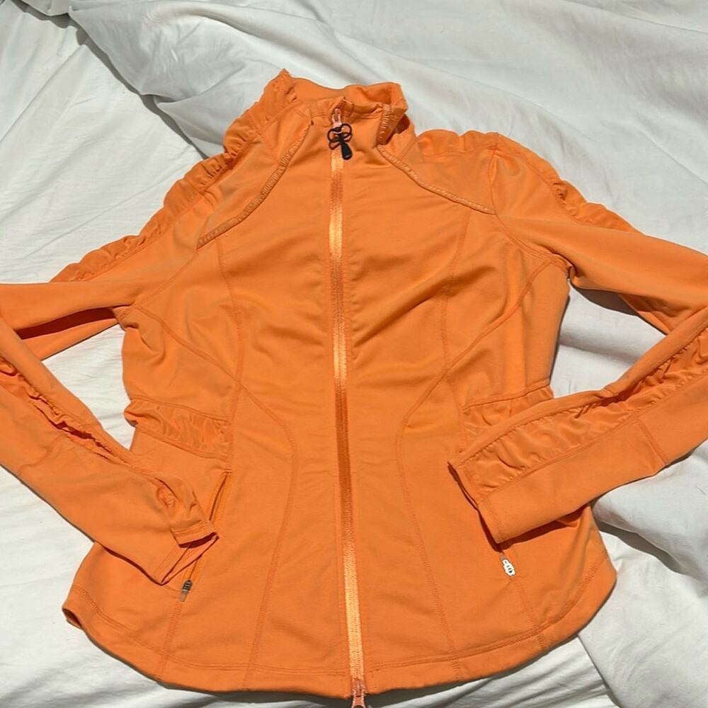 zella L peach workout jacket full front zip workout like new euc stretchy